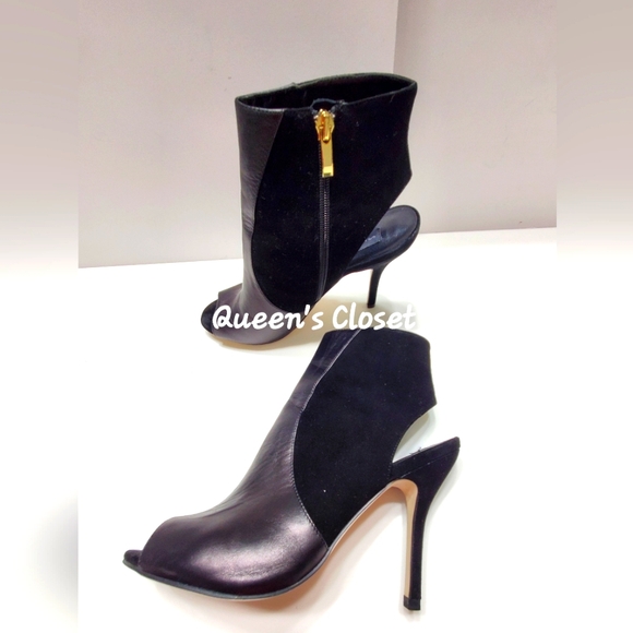 STEVE MADDEN| Sindy Patent/Suede Ankle Strap Heels - Picture 2 of 3